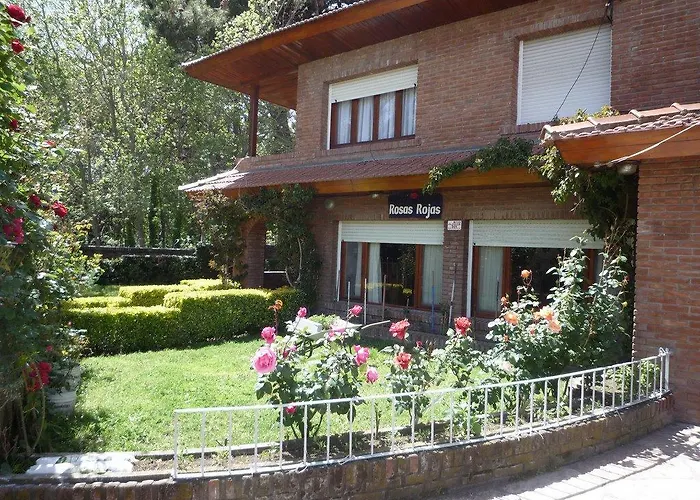 Chalet familiar adosado Rosas Rojas Villa Gesell